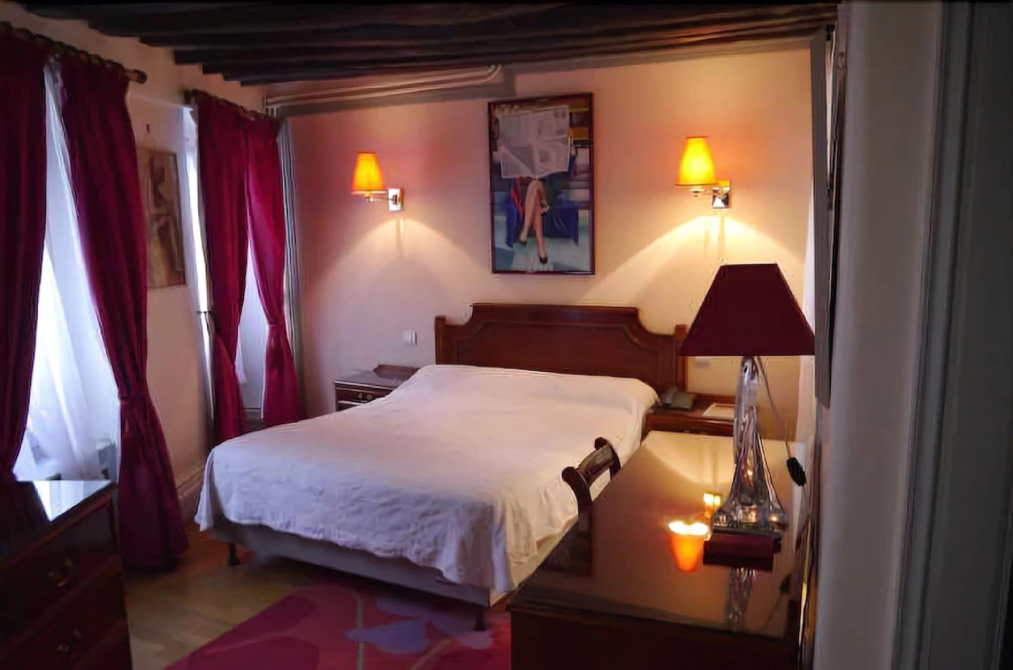 Hotel Les Degres De Notre Dame Paris Exterior foto